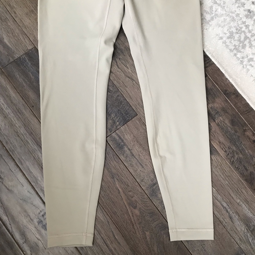Lululemon Wunder Train High-Rise Tight 28", NWT - Picture 6 of 16